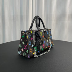 Louis Vuitton Lv X Tm Onthego East West Chain Women's Removable Shoulder Strap Zipper Closure Colorful Monogram Printed Printed Coated Canvas Leather Trimmed Shoulder Crossbody Bag Bags #75561